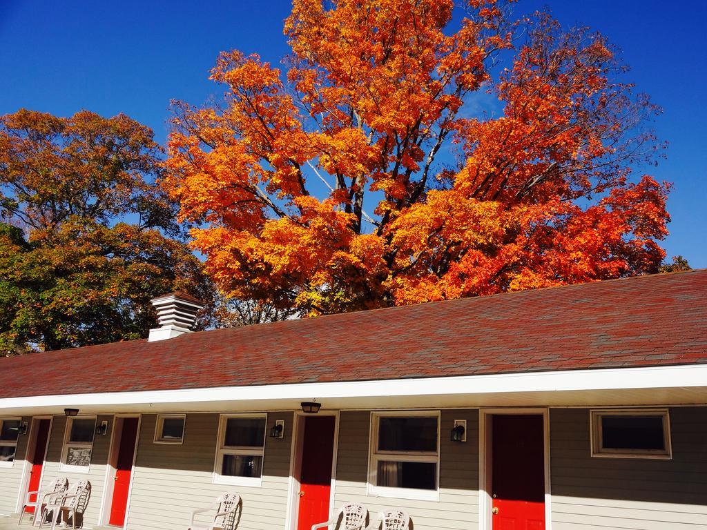 Gorham Motor Inn Exterior photo